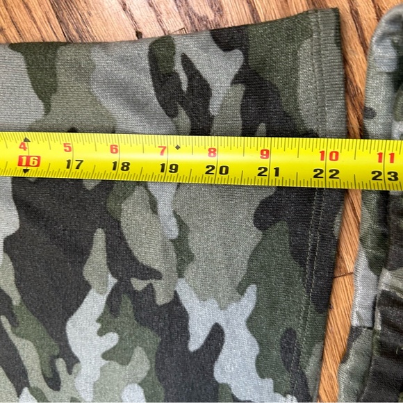 Lucky Brand | Comfy Camo Two Piece Set Tank Top and Shorts Size XS - Picture 13 of 15